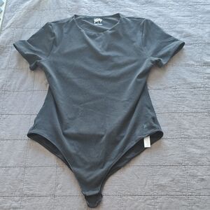 🍉YITTY By Fabletics Bodysuit🍉